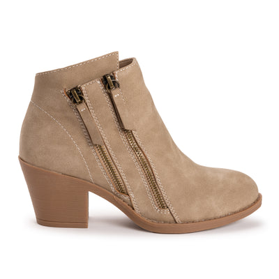 Taxi Women's Lucky-05 Short Mukluk Boots- Chestnut main image 0