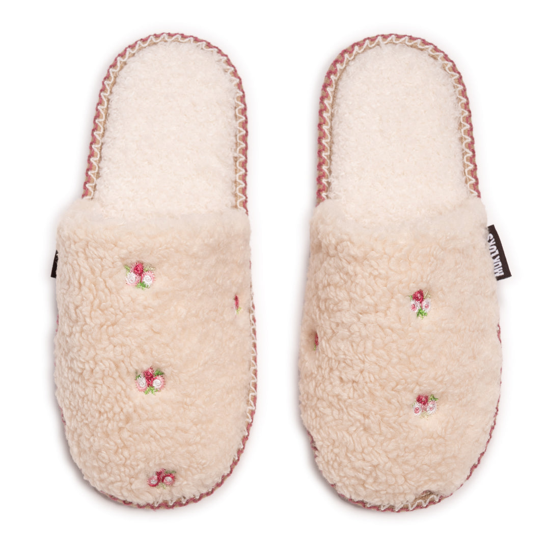 Women's Novelty Punch Needle Scuff – MUK LUKS