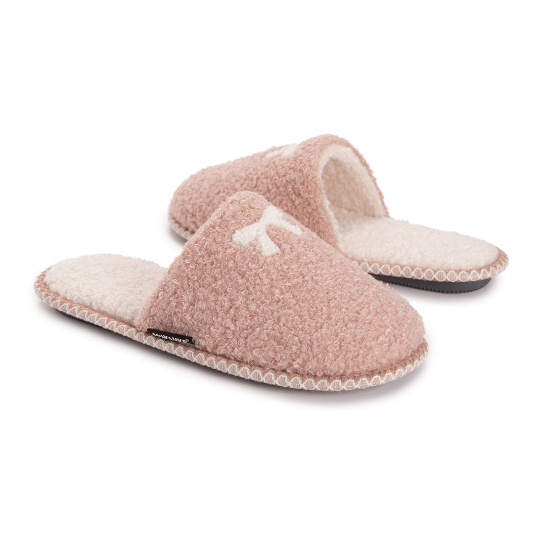 Women's Novelty Punch Needle Scuff – MUK LUKS