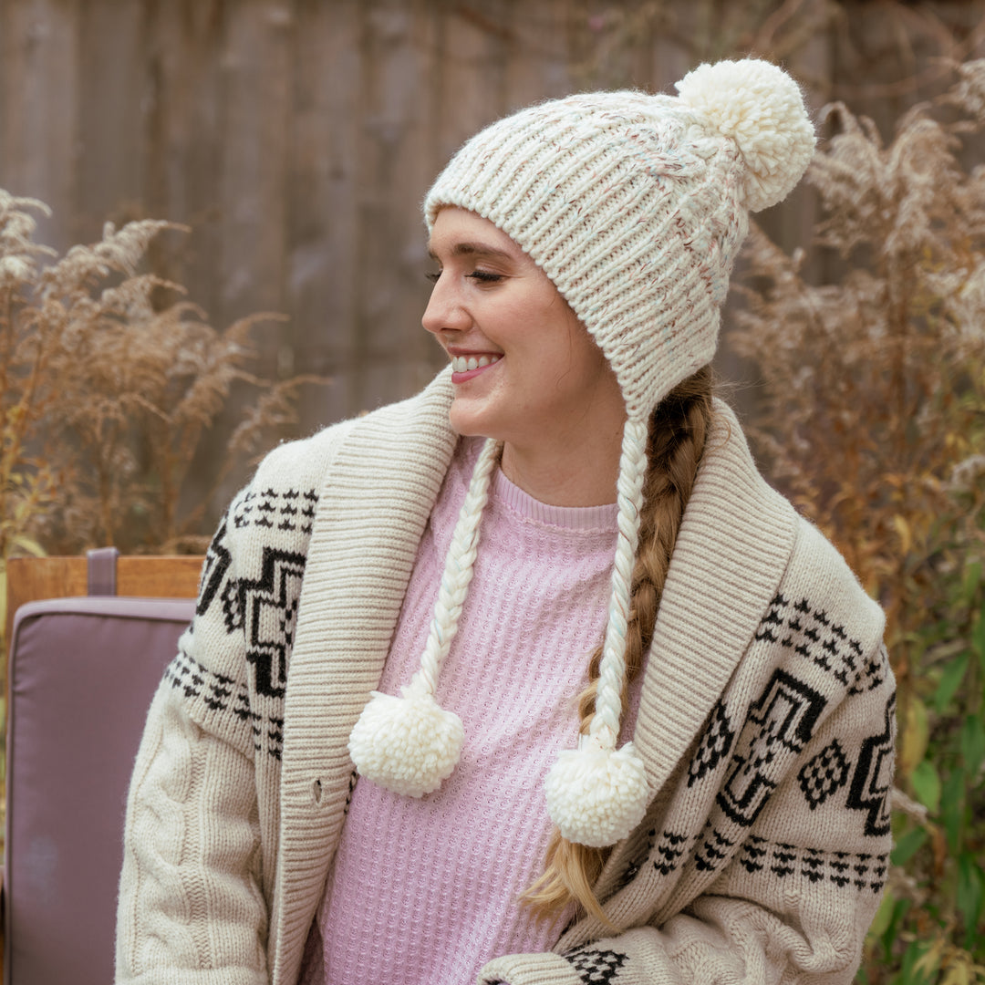 Women's Heat Retainer Trapper Hat Licorice – MUK LUKS